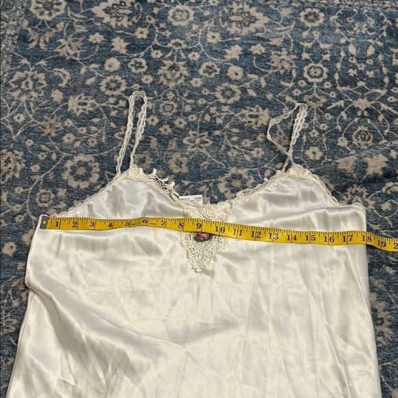 Vintage Elegant White Lace Trim Semi Sheer Chemise Nightgown Romantic Feminine - Picture 9 of 12